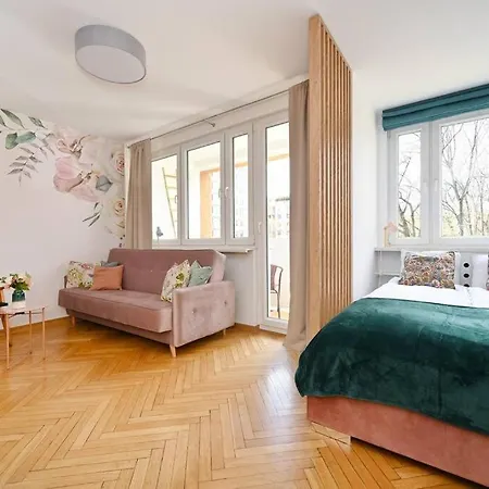 Appartement Powisle Solec Centre! Private Parking