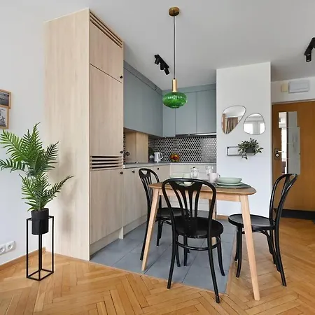 Powisle Solec Centre! Private Parking * Varsó